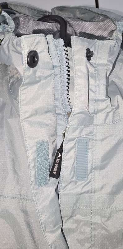 K-Way Cloud Burst Ladies Jacket - Size Small