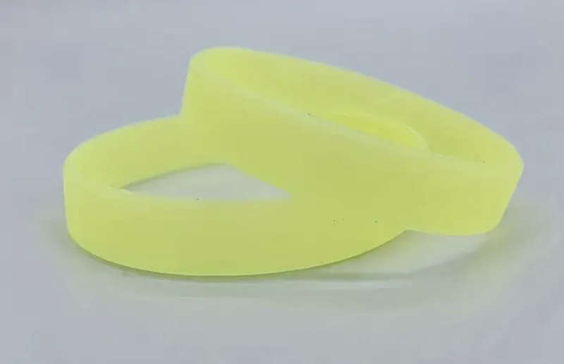 Glow-in-the-Dark Rubber Wristbands (Yellow)