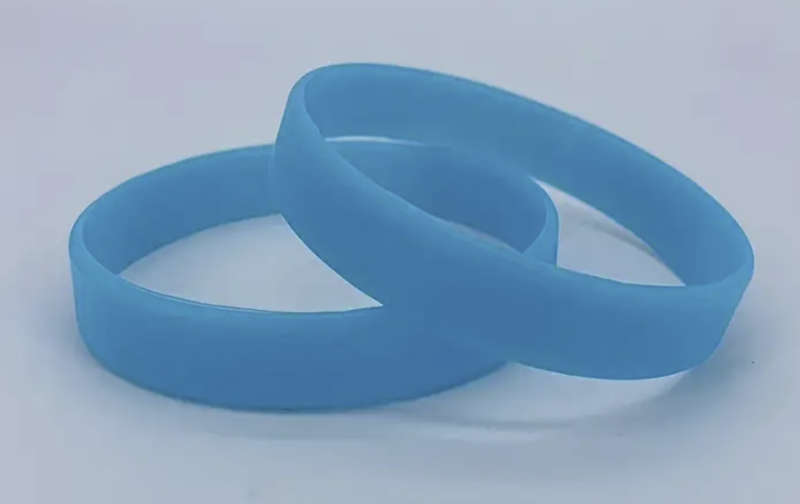 Glow-in-the-Dark Rubber Wristbands (Yellow)