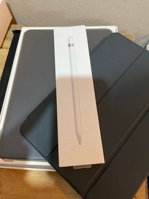 iPad Pro 11` 64GB Cellular with cover