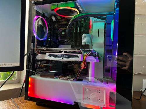 High End Gaming PC and Peripherals