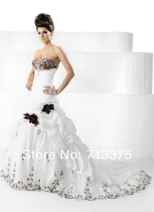 white/ivory wedding dress