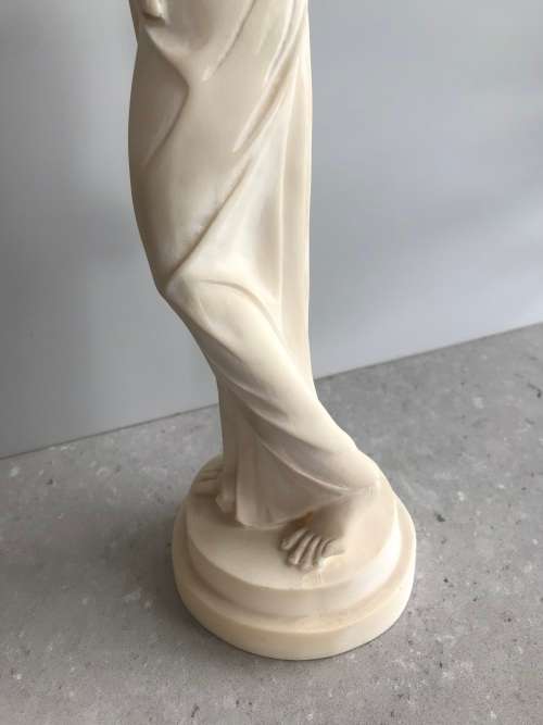 GREEK GODDESS OF YOUTH HEBE /WIFE OF HERACLES! CUPBEARER TO THE GODS LARGE RESIN FIGURINE!!