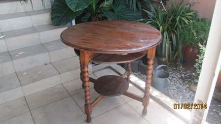 Oak Bobbin Leg Occasional Table
