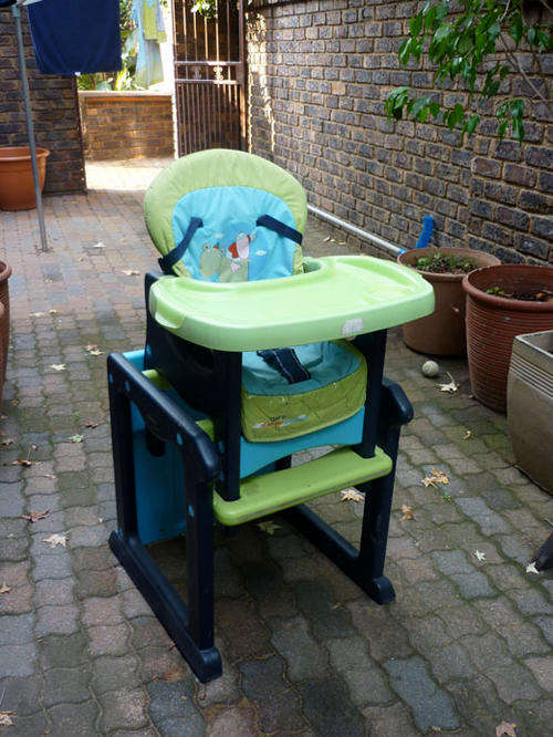 HIGH CHAIR
