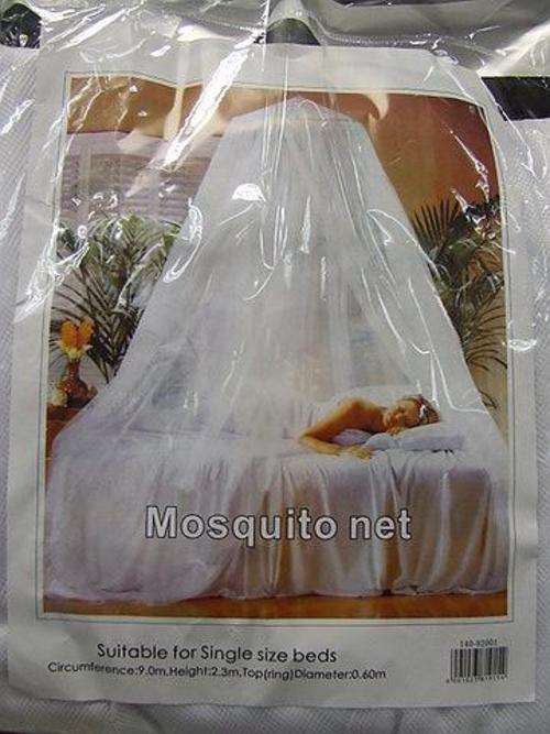 Mosquito Net *** Suitable for Single Size Beds