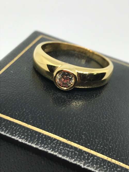 Stunning Yellow Gold Diamond Ring