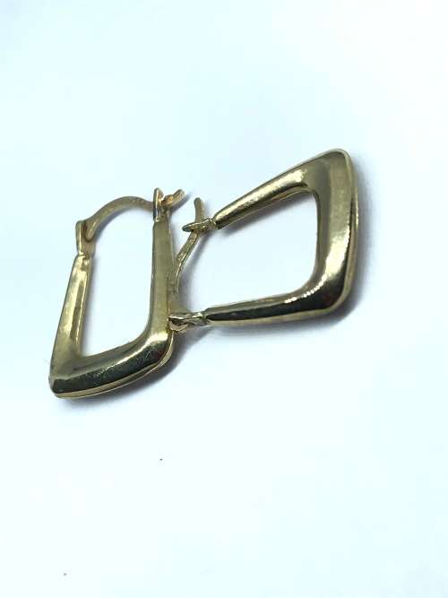 BEAUTIFUL Gold Square Hoop Earrings