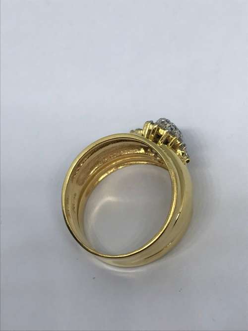 PHENOMENAL Diamond Cluster Design Gold Ring!