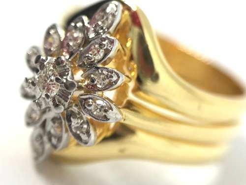 BEAUTIFUL Orchid Design Diamond Ring - MUST HAVE!!!