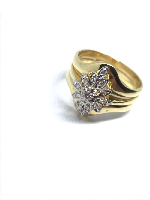 BEAUTIFUL Orchid Design Diamond Ring - MUST HAVE!!!