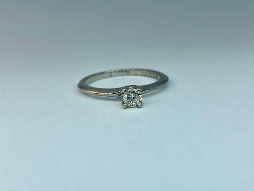 BEAUTIFUL Diamond in a Gold Solitaire Setting!