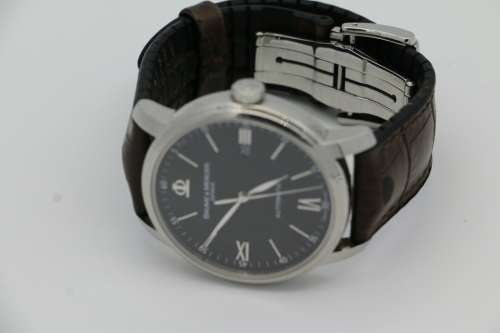 *BAUME & MERCIER CLASSIMA XL AUTOMATIC* - MINT CONDITION