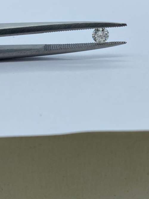 *0.23CT L VS1 DIAMOND* (RETAIL R3800)