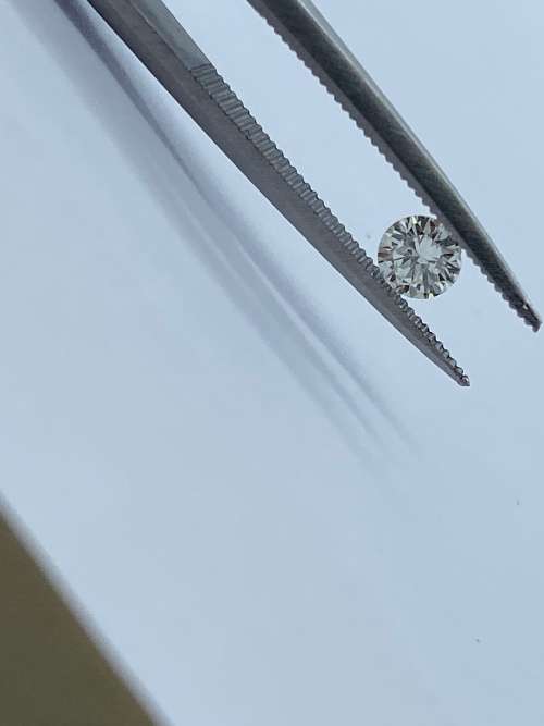 *0.23CT L VS1 DIAMOND* (RETAIL R3800)