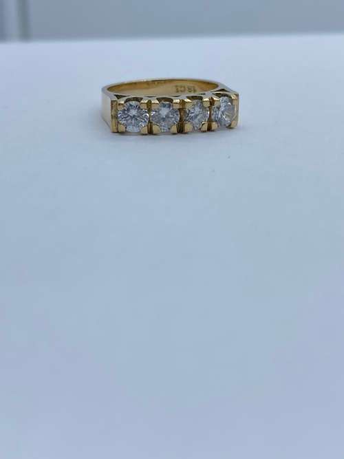 *4 X 0.30CT (18CT) CLUSTER RING* DELIVERY BY TUESDAY 24TH!!