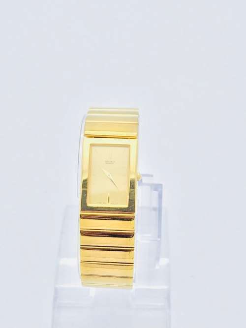 *SEIKO GOLD-TONE* (R9 000 RETAIL)