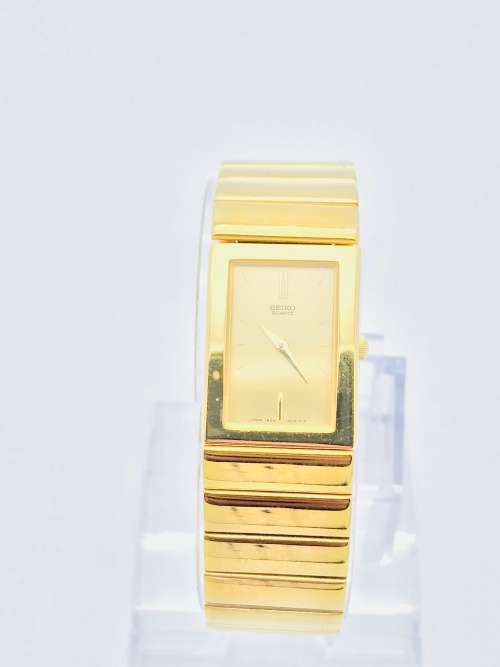 *SEIKO GOLD-TONE* (R9 000 RETAIL)