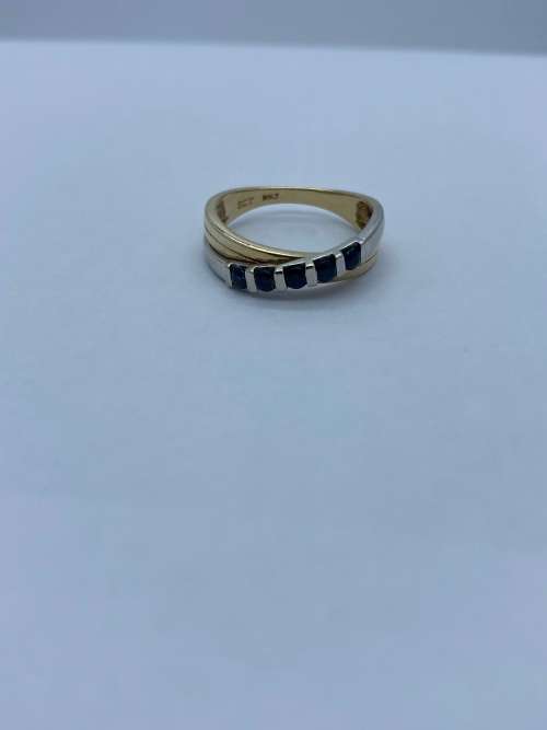 *NWJ SAPPHIRE & DIAMOND GOLD RING* DELIVERY TUESDAY 24TH
