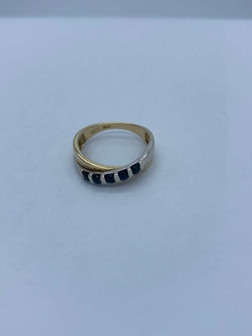 *NWJ SAPPHIRE & DIAMOND GOLD RING* DELIVERY TUESDAY 24TH