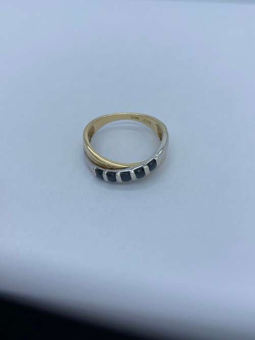 *NWJ SAPPHIRE & DIAMOND GOLD RING* DELIVERY TUESDAY 24TH