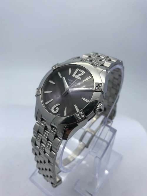 *MOUAWAD DIAMOND & MOP LUXURY WATCH* RETAIL R60000