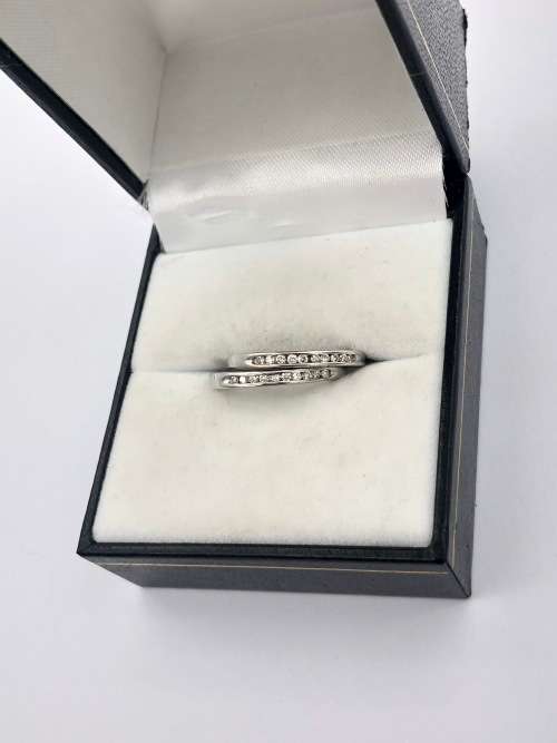*W/GOLD DIAMOND ETERNITY RINGS* DELIVERY 1-2 DAYS