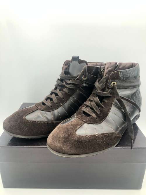 *ITALIAN BYBLOS DESIGNER SNEAKERS!!* BID FROM R1