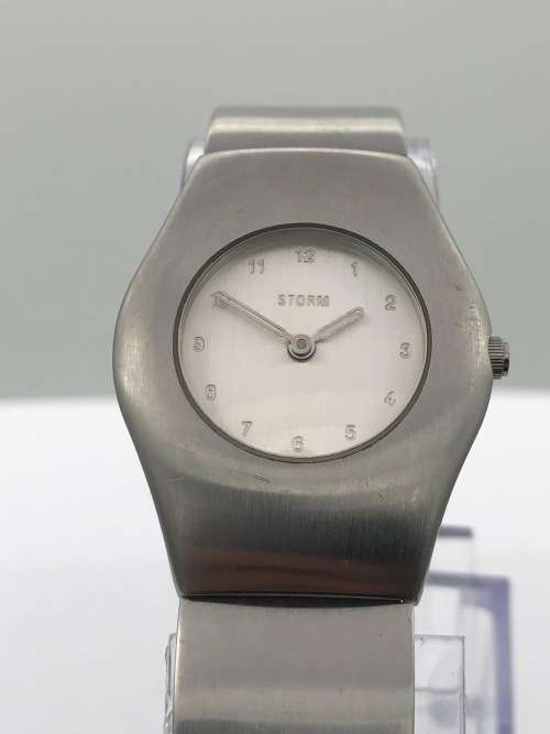 *LADIES STORM WATCH - EXCELLENT LADIES WATCH* R1 BIDS