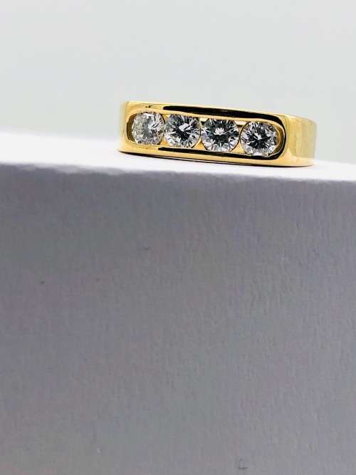 *1CT DIAMOND ETERNITY RING (18K GOLD)*