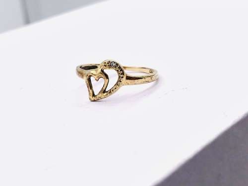 *SOLID GOLD DUAL HEART RING*(R1 BIDS)*
