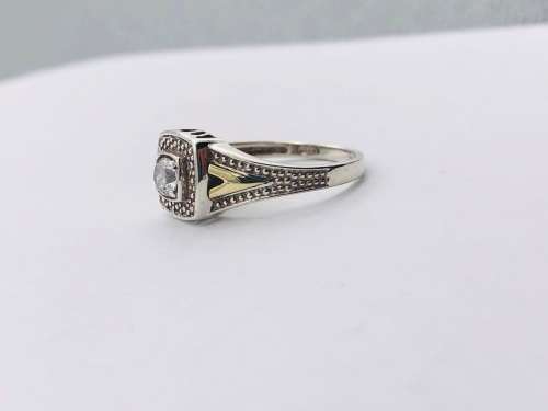 *GOLD & SILVER RING!* SOLID TWO-TONE