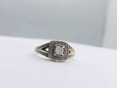 *GOLD & SILVER RING!* SOLID TWO-TONE