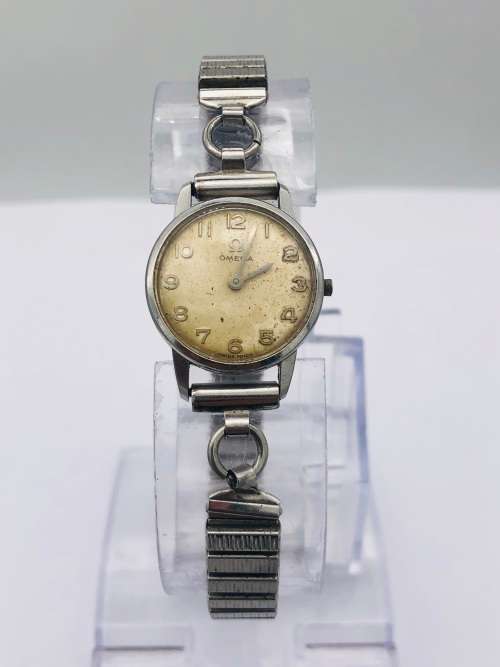 *OMEGA - COLLECTORS LADIES PIECE* R1 BIDS!