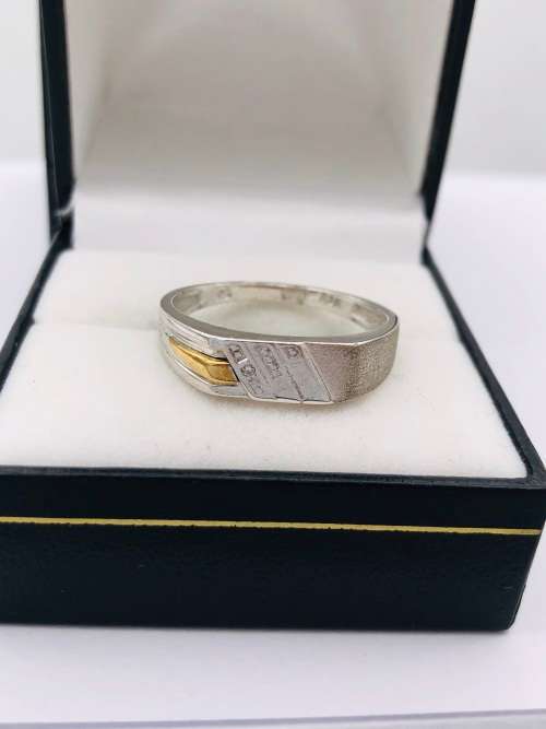 *9CT GOLD & SILVER MENS RING* R1 BIDS