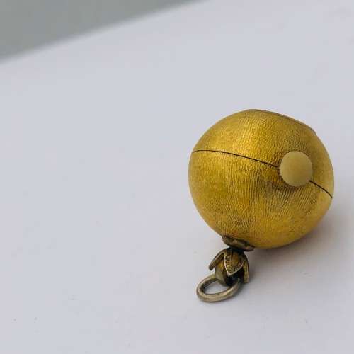 *HENO MANUAL WIND PENDANT WATCH* R1 BIDS