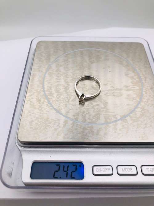 *0.75CT WHITE GOLD RING & EARRING SET* R1 BIDS