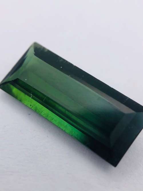 *EGL 1.63CT RECTANGLE TOURMALINE - STRONG YELLOW/GREEN*