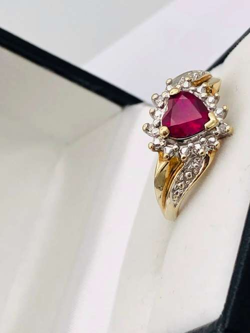 *SOLID GOLD RUBY ENGAGEMENT RING (R1 BIDS)*