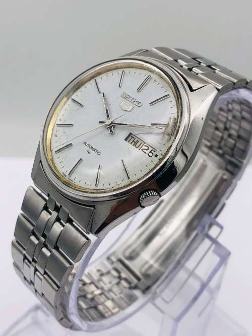 *SEIKO 5 AUTOMATIC DAY-DATE* R1 BIDS