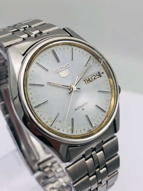 *SEIKO 5 AUTOMATIC DAY-DATE* R1 BIDS