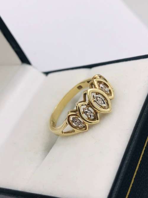 *SOLID GOLD DIAMOND CLUSTER RING* R1 BIDS