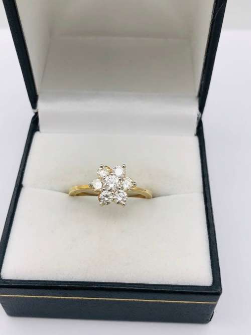 *1.15CT VS DIAMOND CLUSTER RING* H-J COLOR