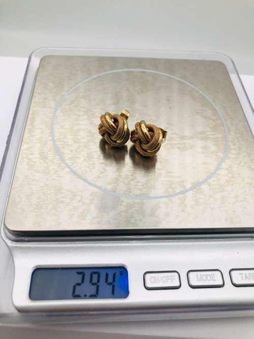 *SOLID GOLD SCROLL EARRINGS* R1 BIDS!