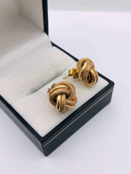 *SOLID GOLD SCROLL EARRINGS* R1 BIDS!
