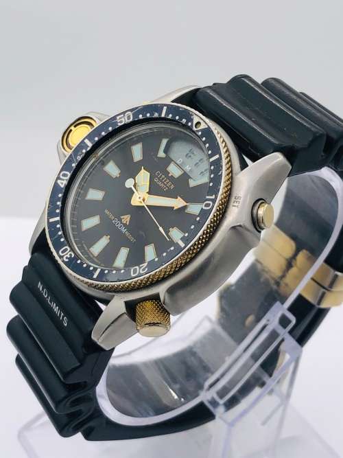 *CITIZEN QUARTZ CHUNKY DIVERS WATCH* R1 BIDS
