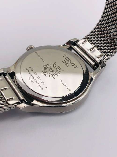 *TISSOT 1853 LADIES SAPPHIRE WATCH* R1 BIDS