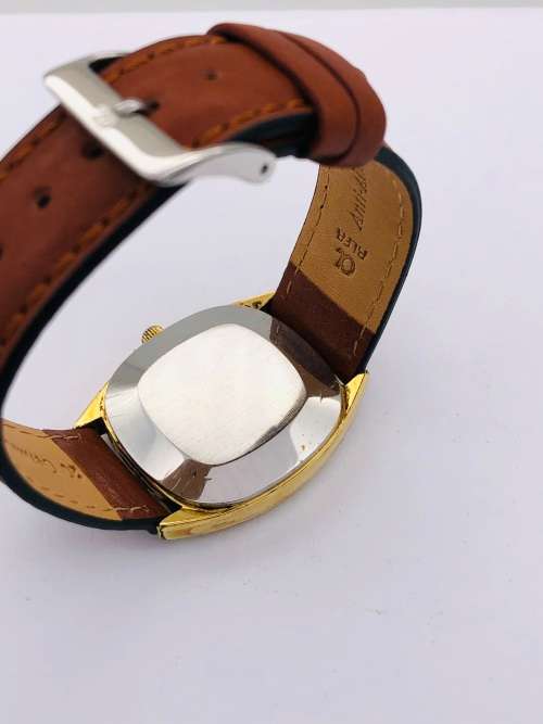 *OMEGA VINTAGE QUARTZ MENS!* R1 BIDS