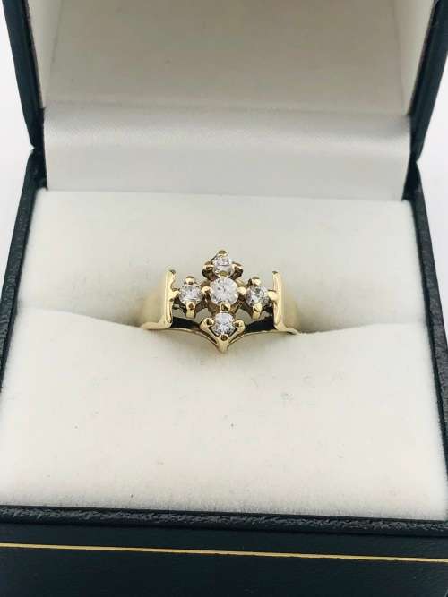 *SOLID GOLD STARBUST RING* R1 BIDS