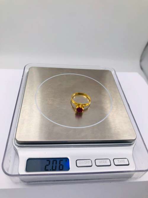 *9CT GOLD RUBY RAISED SOLITAIRE RING* R1 BIDS!